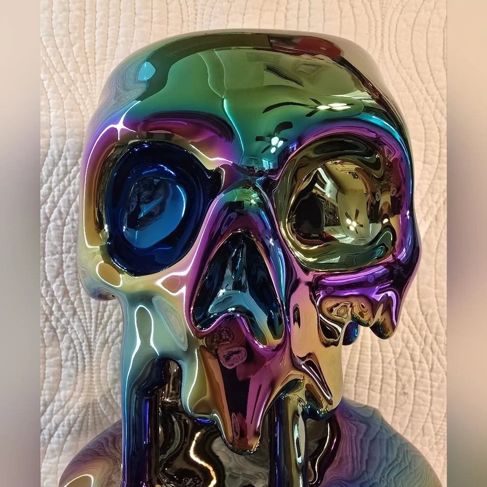 NWT 2025 Bath & Body Works Halloween Oil Slick Dripping  Skull Candle Holder